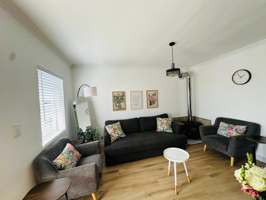 To Let 3 Bedroom Property for Rent in Klapmuts Western Cape